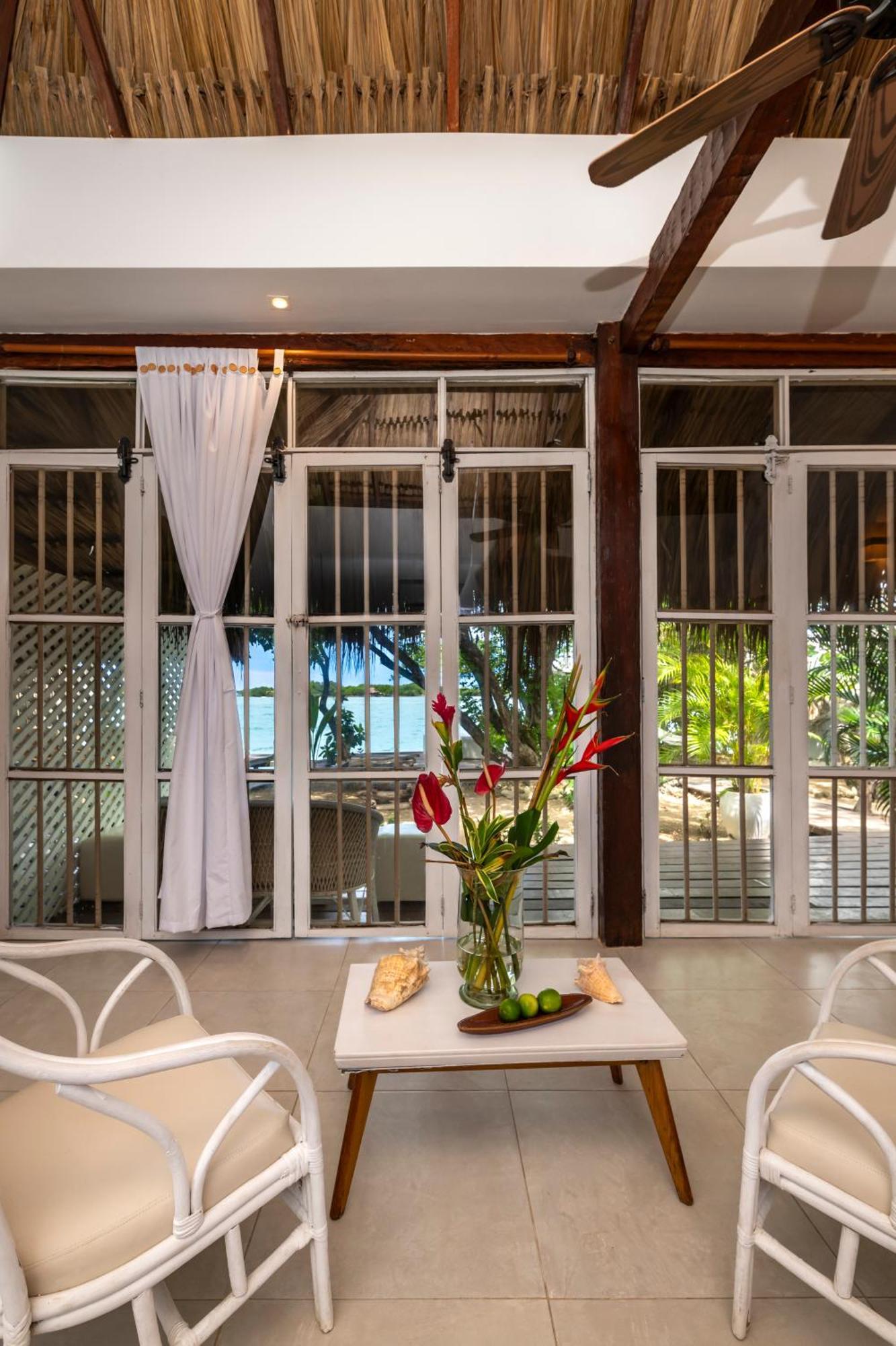 Hotel Coralina Island Isla Grande  Dış mekan fotoğraf