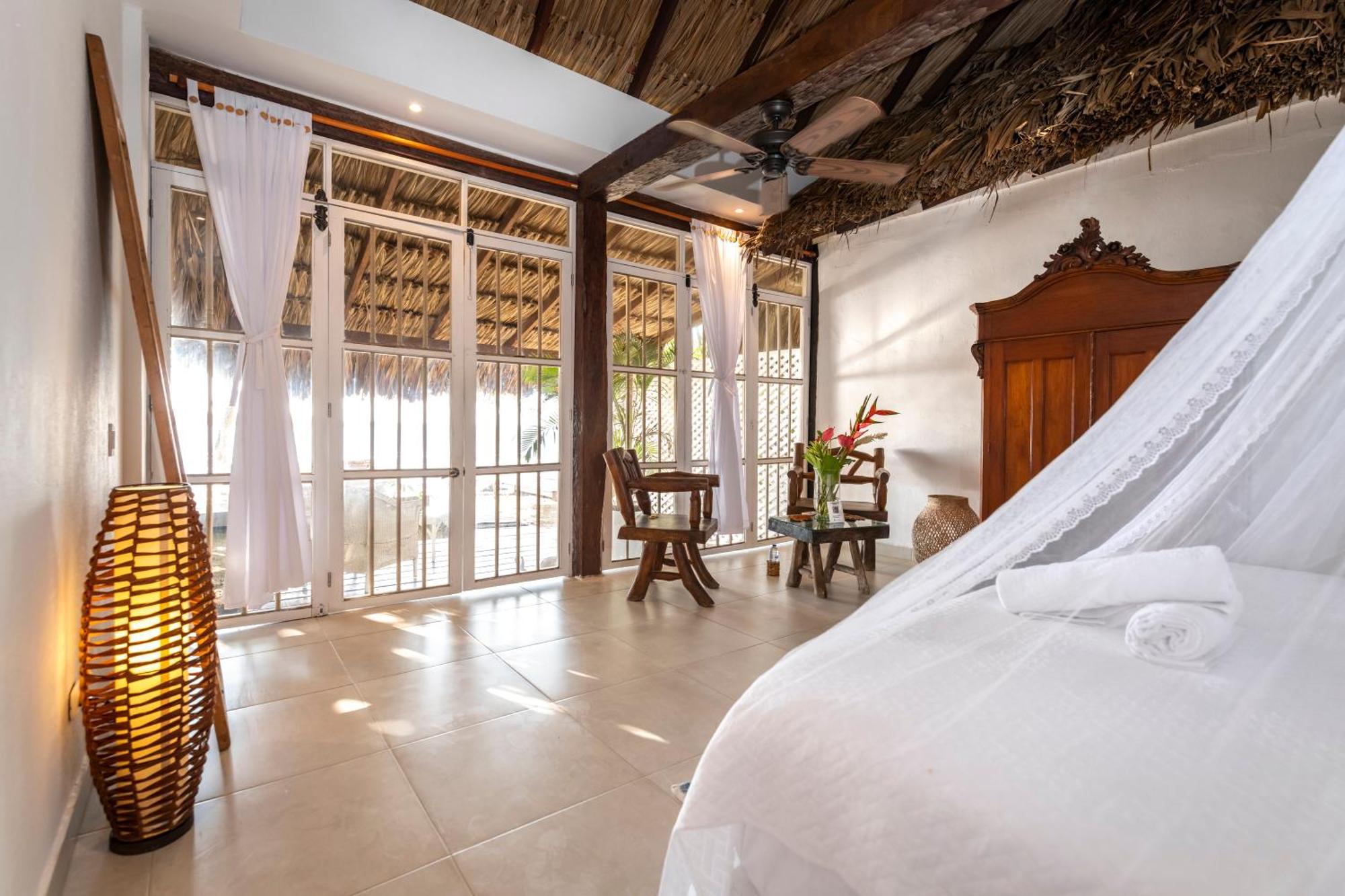 Hotel Coralina Island Isla Grande  Dış mekan fotoğraf